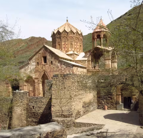 Iran_St. Stephanos_Tab.jpg