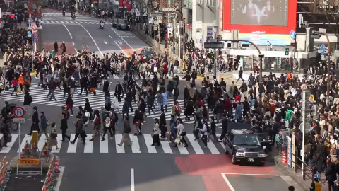 Japan_2019_Shibuya_Crossing.jpg