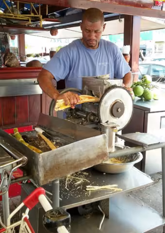 Keck_10 making cane juice rgb.jpg