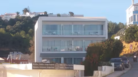 Keck_Casa_Pria_Mar_Apt._in_Salema.jpg