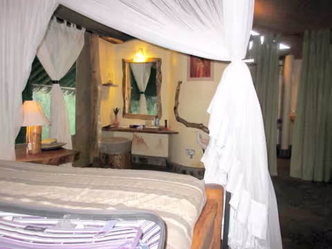 Loveland_Kibo_Safari_Camp.JPG