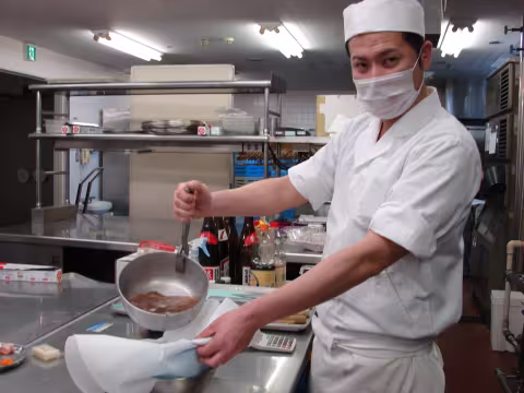 Scott_2_Chef_Shimada_Ikuhou_straining_dasi.jpg