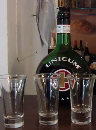 Scott_2_Unicum_rgb.jpg