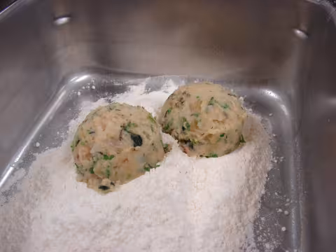 Scott_Burmuda 6 cover in flour.jpg