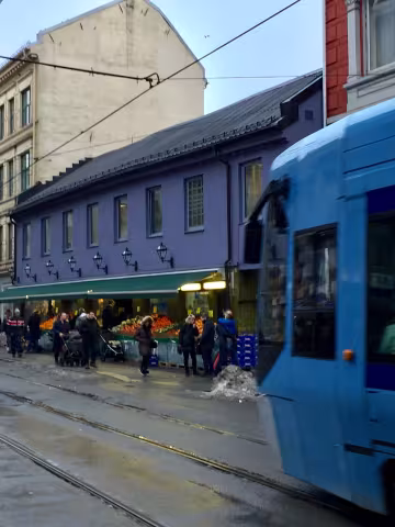 norway_tram_1.jpg