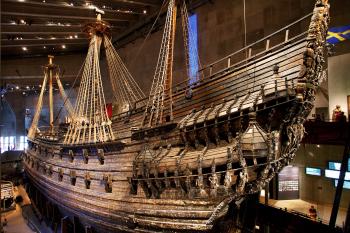 The enormous Vasa, decorated with hundreds of wooden statues, was designed to show the power of Sweden’s king. The top-heavy ship sank on its maiden voyage.