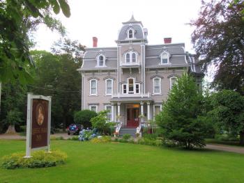 The Queen Anne Inn in Annapolis Royal.