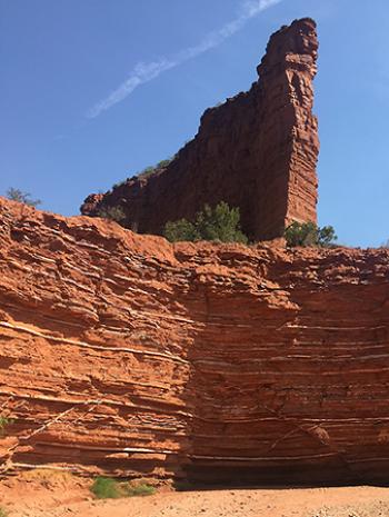 Red-rock formations at Caprock Canyons State Park & Trailway, Texas. Photos by Stephen Strecker