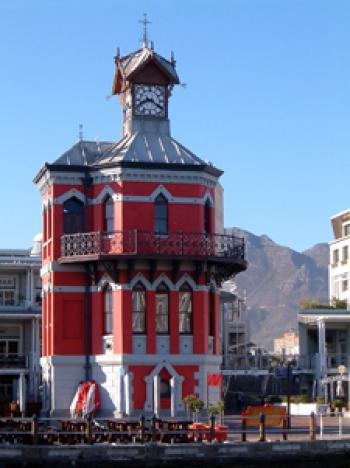 At the Victoria & Alfred Waterfront in Cape Town harbor, the red-and-white, Victorian Gothic-style Clock Tower, built in 1882, was the original port captain’s office. 